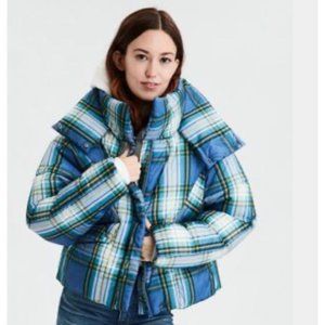NWOT American Eagle AE 80’s Puffer coat Jacket in plaid